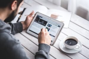 InsightfulMagazine: Platform for Industry-Related Trends
